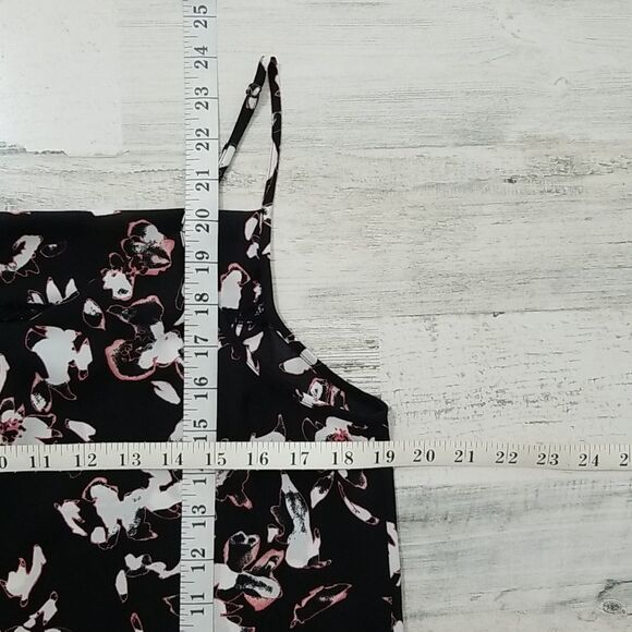 Chelsea28 | Floral Cowl Front Cami | Size: L - Picture 10 of 10